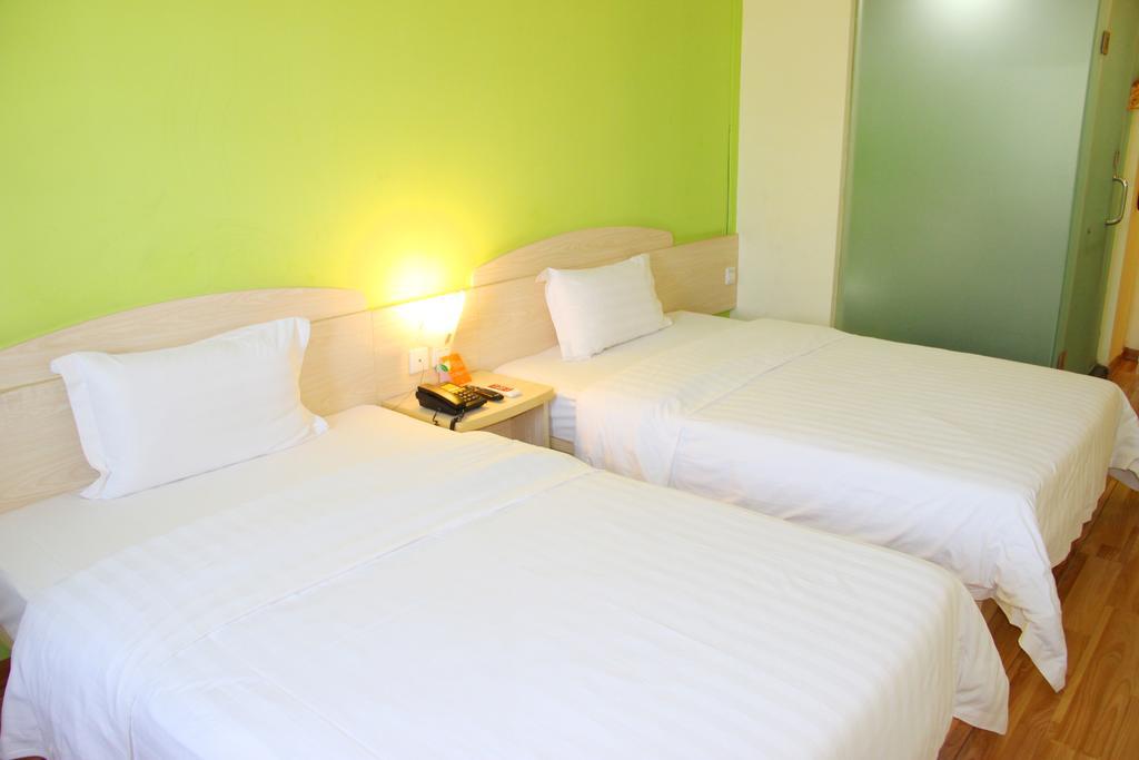 7Days Inn Beijing Liujiayao Station Екстер'єр фото